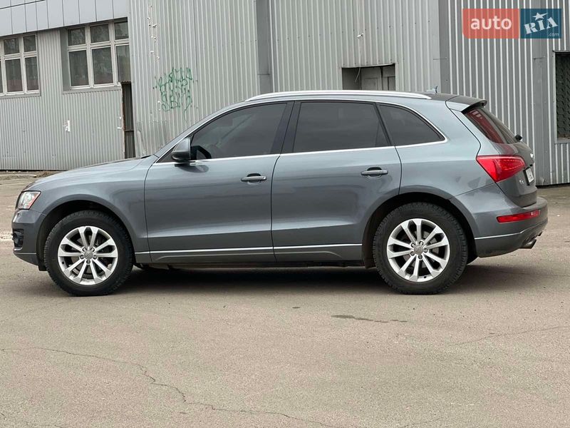 Внедорожник / Кроссовер Audi Q5 2011 в Киеве