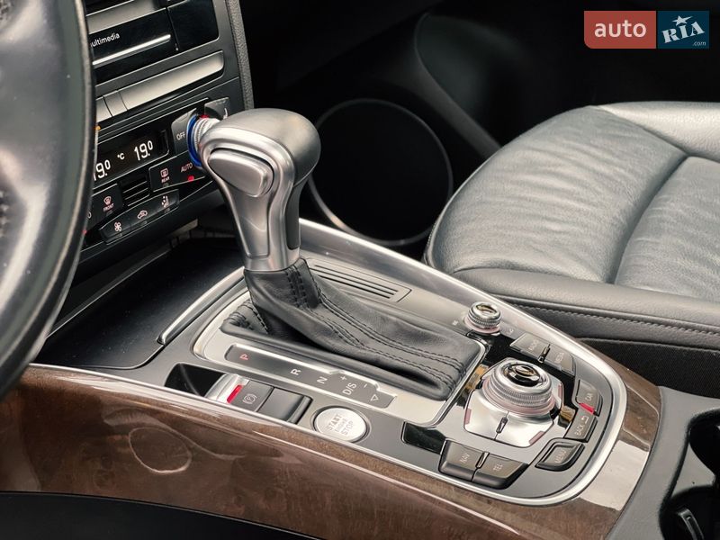 Позашляховик / Кросовер Audi Q5 2015 в Самборі