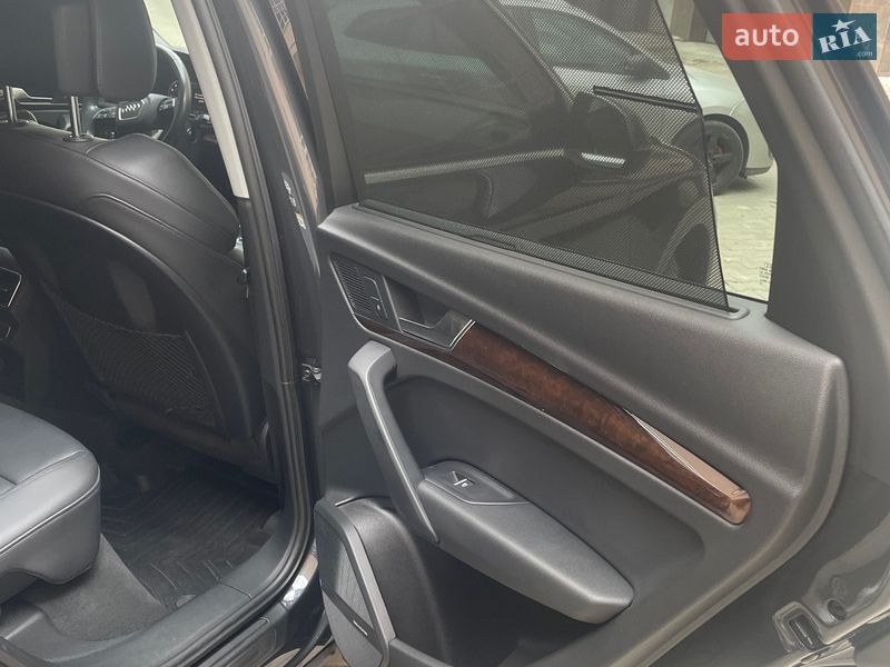 Внедорожник / Кроссовер Audi Q5 2018 в Черновцах