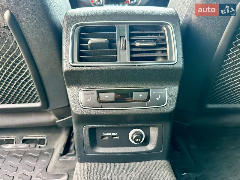 Позашляховик / Кросовер Audi Q5 2019 в Золочеві