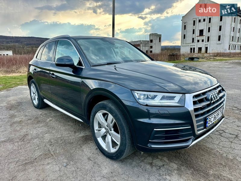 Позашляховик / Кросовер Audi Q5 2019 в Золочеві