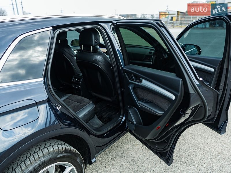 Внедорожник / Кроссовер Audi Q5 2019 в Днепре