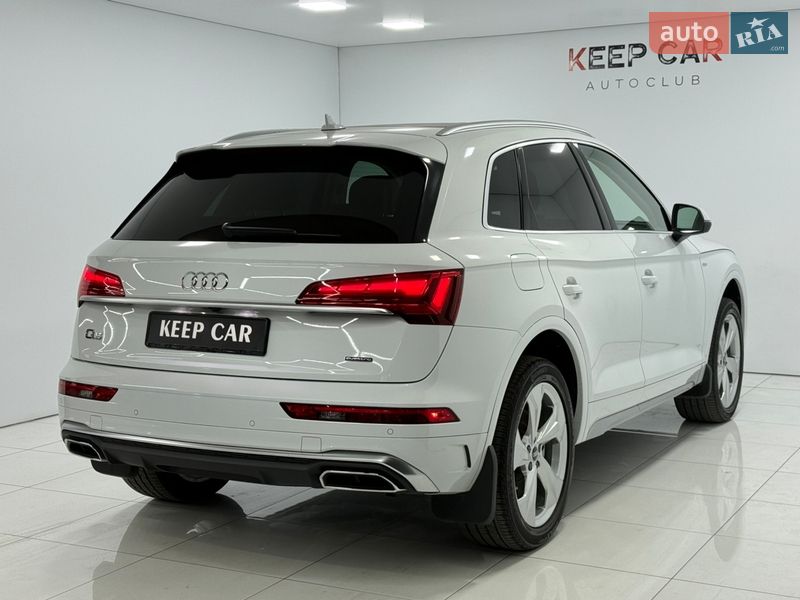 Внедорожник / Кроссовер Audi Q5 2022 в Одессе
