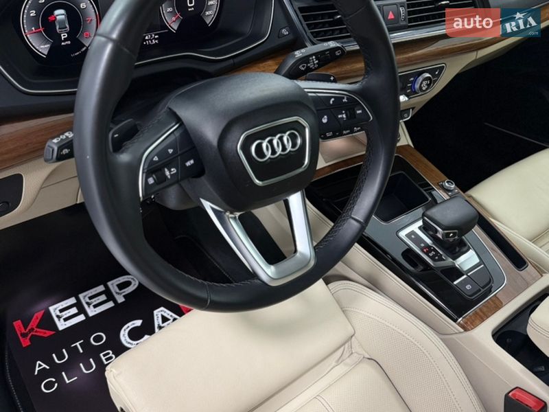 Внедорожник / Кроссовер Audi Q5 2022 в Одессе