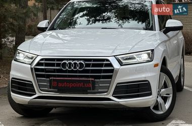 Внедорожник / Кроссовер Audi Q5 2020 в Белогородке