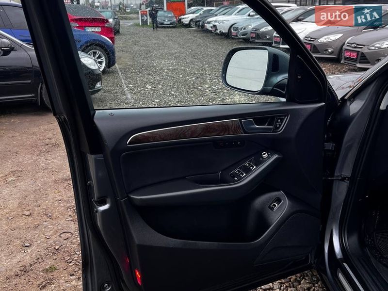 Внедорожник / Кроссовер Audi Q5 2015 в Стрые