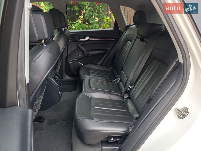 Внедорожник / Кроссовер Audi Q5 2018 в Тернополе