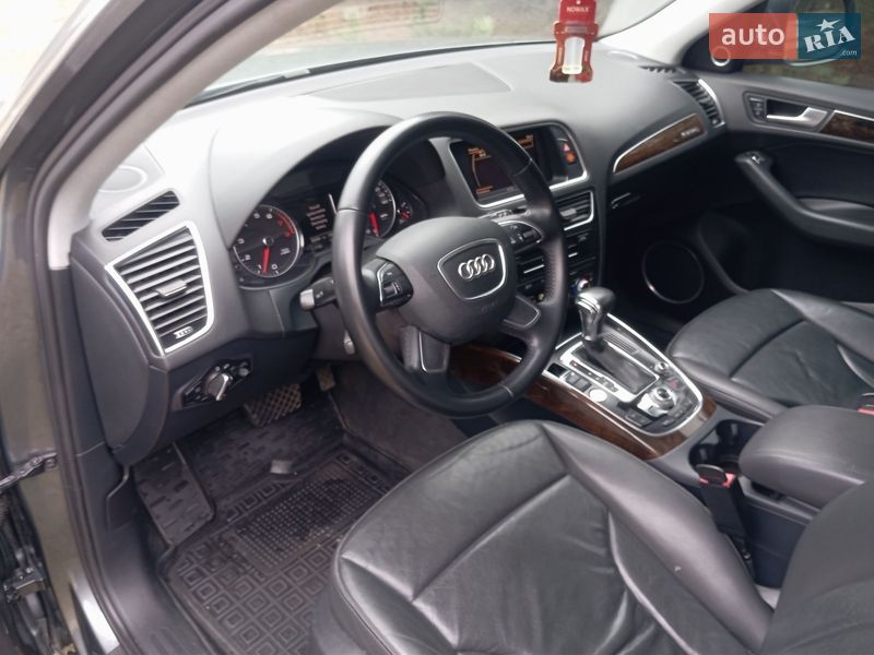 Позашляховик / Кросовер Audi Q5 2012 в Славуті