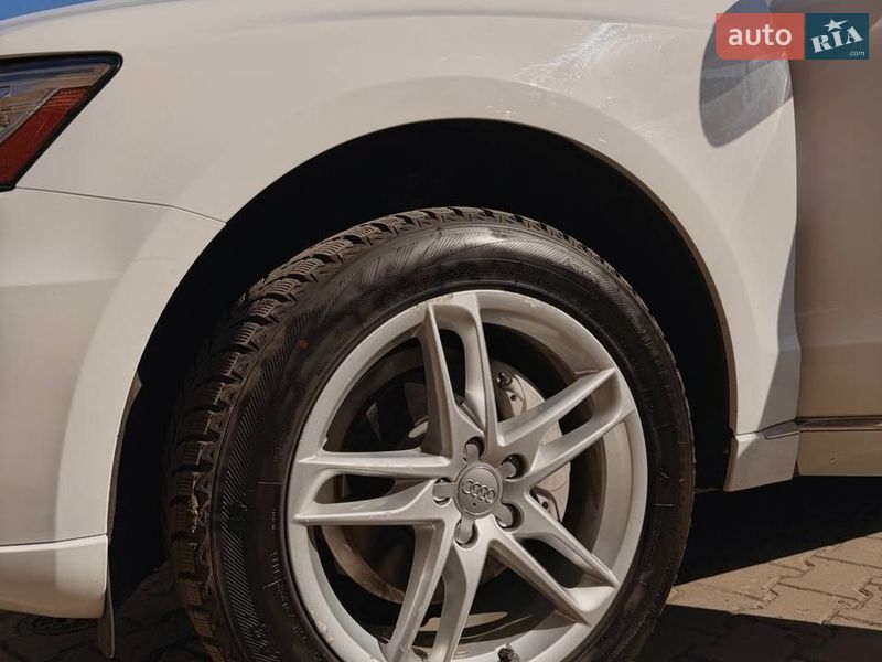 Позашляховик / Кросовер Audi Q5 2014 в Києві
