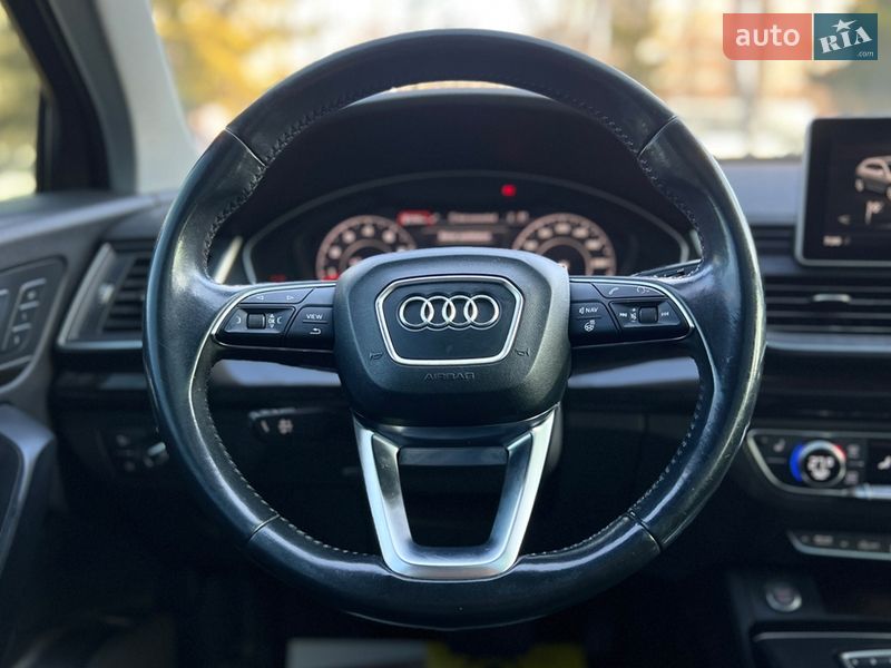 Позашляховик / Кросовер Audi Q5 2018 в Львові