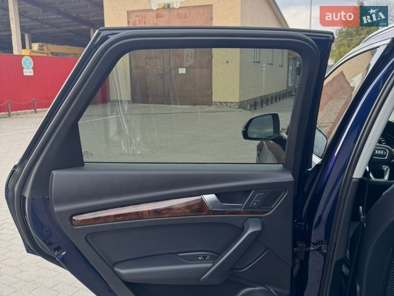 Внедорожник / Кроссовер Audi Q5 2018 в Владимире фото 80 Внедорожник / Кроссовер Audi Q5 2018 в Владимире