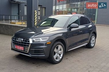 Позашляховик / Кросовер Audi Q5 2019 в Ужгороді