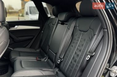Внедорожник / Кроссовер Audi Q5 2018 в Ровно