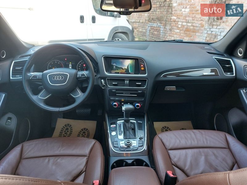 Внедорожник / Кроссовер Audi Q5 2013 в Луцке