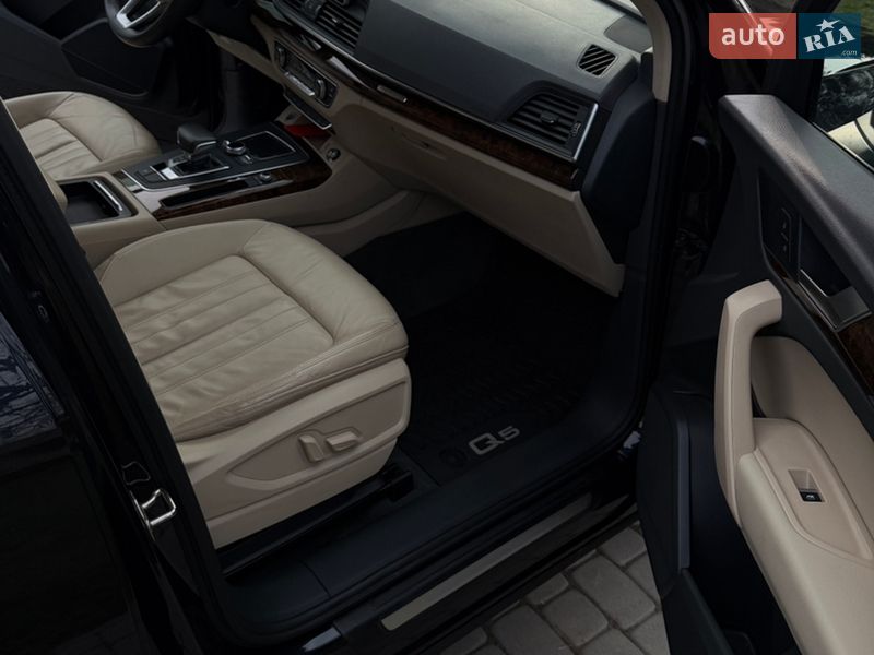 Внедорожник / Кроссовер Audi Q5 2018 в Львове фото 45 Внедорожник / Кроссовер Audi Q5 2018 в Львове