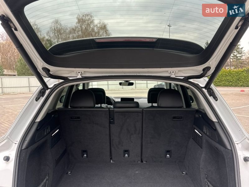 Позашляховик / Кросовер Audi Q5 2020 в Луцьку