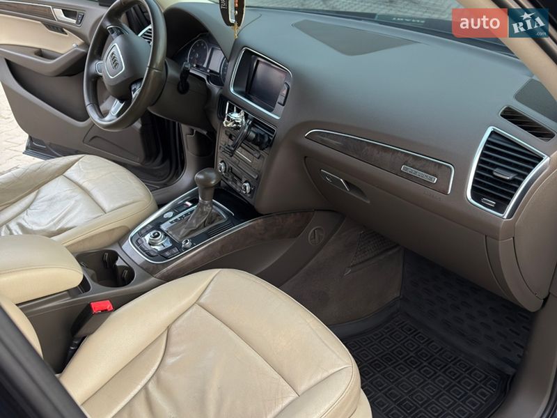 Позашляховик / Кросовер Audi Q5 2012 в Львові
