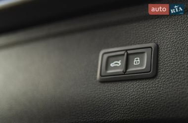Внедорожник / Кроссовер Audi Q5 2021 в Львове