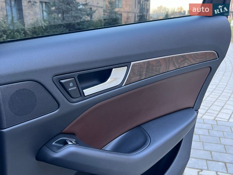 Позашляховик / Кросовер Audi Q5 2013 в Івано-Франківську