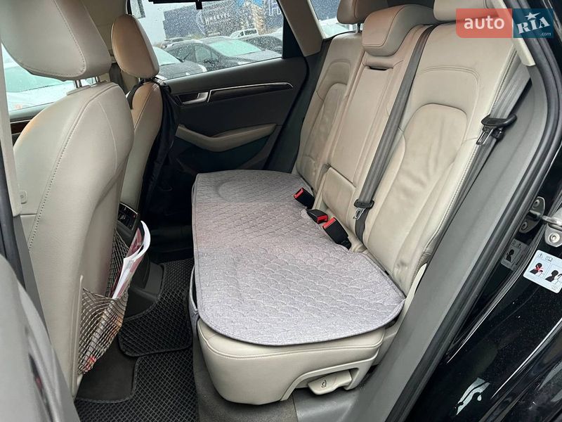 Внедорожник / Кроссовер Audi Q5 2010 в Львове