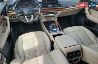 Внедорожник / Кроссовер Audi Q5 2020 в Киеве