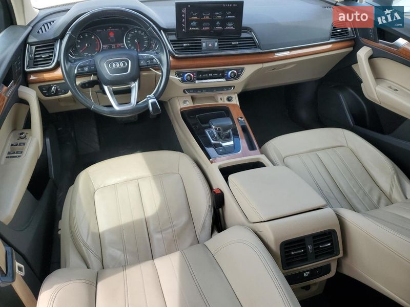 Внедорожник / Кроссовер Audi Q5 2020 в Киеве