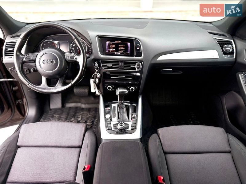 Внедорожник / Кроссовер Audi Q5 2012 в Тернополе