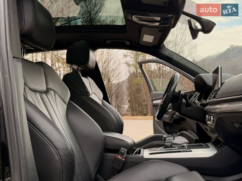 Позашляховик / Кросовер Audi Q5 2018 в Косові