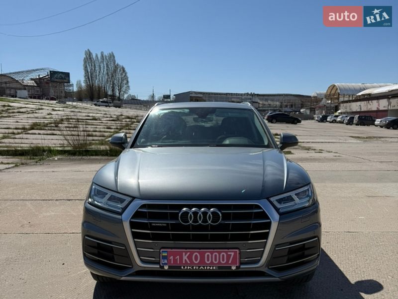 Внедорожник / Кроссовер Audi Q5 2018 в Харькове