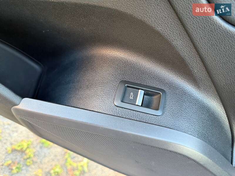 Позашляховик / Кросовер Audi Q5 2018 в Сокалі