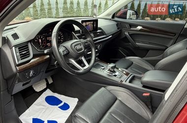 Позашляховик / Кросовер Audi Q5 2018 в Луцьку