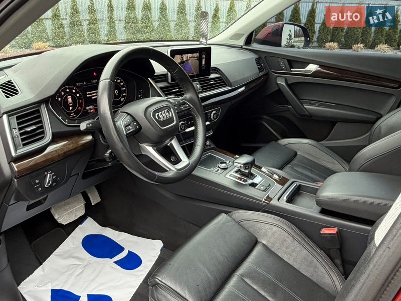 Позашляховик / Кросовер Audi Q5 2018 в Луцьку