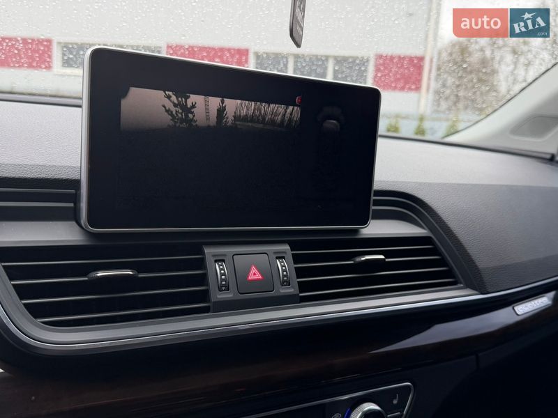 Позашляховик / Кросовер Audi Q5 2018 в Луцьку