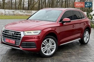 Позашляховик / Кросовер Audi Q5 2018 в Луцьку