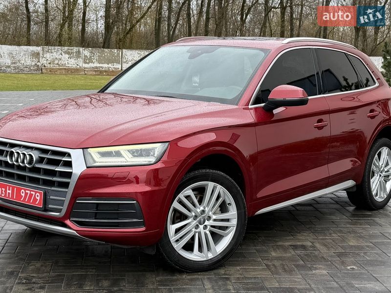 Позашляховик / Кросовер Audi Q5 2018 в Луцьку