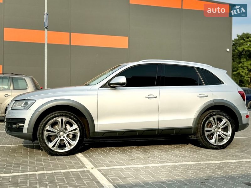 Позашляховик / Кросовер Audi Q5 2014 в Ужгороді фото 6 Позашляховик / Кросовер Audi Q5 2014 в Ужгороді