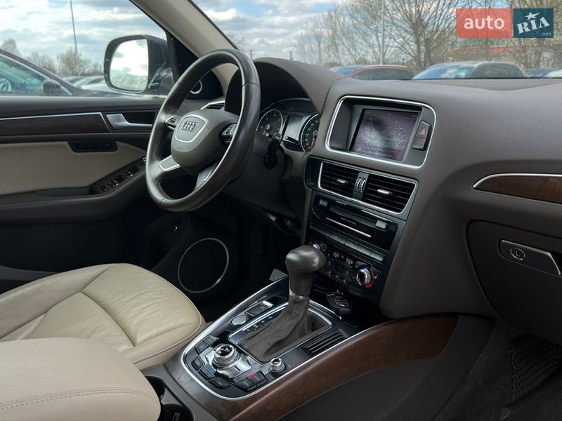 Внедорожник / Кроссовер Audi Q5 2014 в Львове