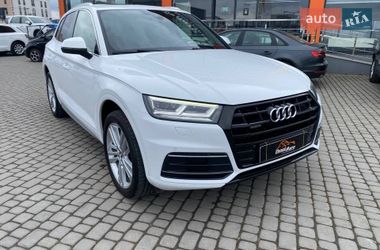 Позашляховик / Кросовер Audi Q5 2018 в Львові