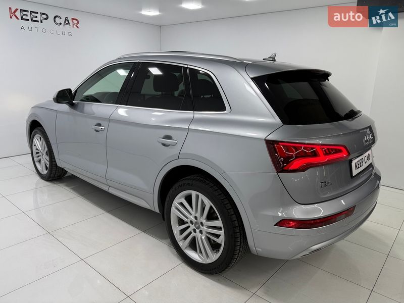Позашляховик / Кросовер Audi Q5 2019 в Одесі