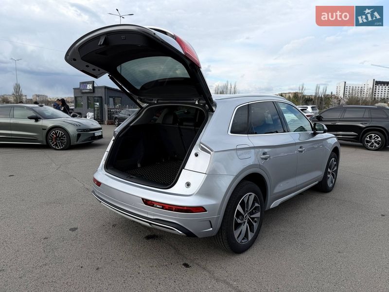 Позашляховик / Кросовер Audi Q5 2021 в Кривому Розі фото 30 Позашляховик / Кросовер Audi Q5 2021 в Кривому Розі