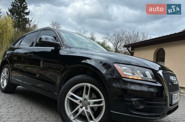 Внедорожник / Кроссовер Audi Q5 2011 в Тячеве