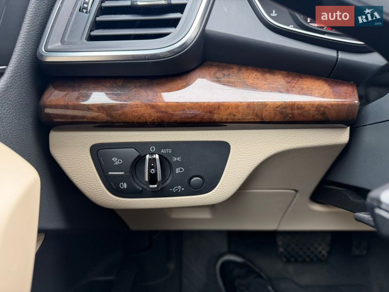 Позашляховик / Кросовер Audi Q5 2017 в Тернополі фото 31 Позашляховик / Кросовер Audi Q5 2017 в Тернополі