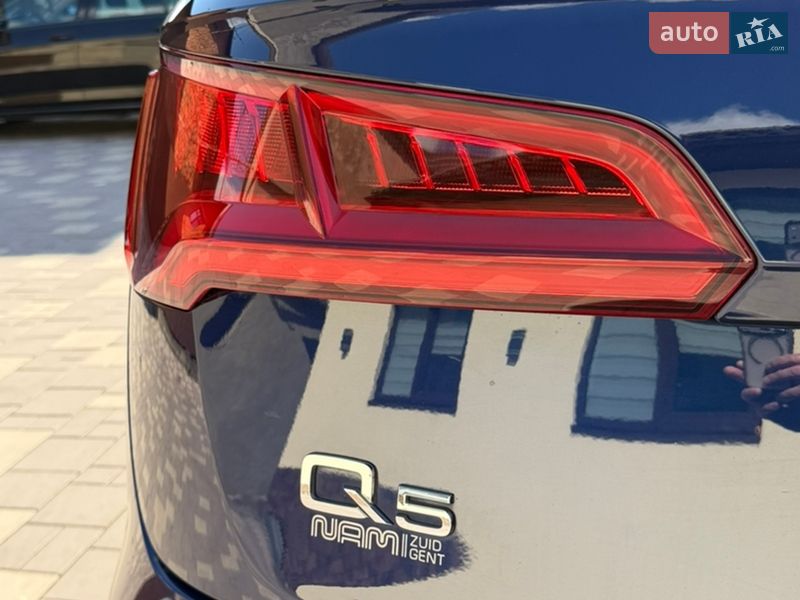 Позашляховик / Кросовер Audi Q5 2017 в Хусті