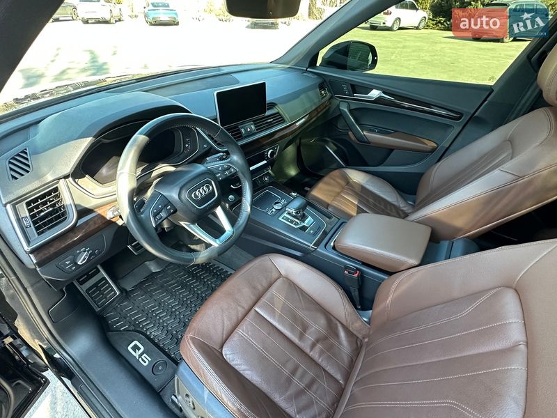 Позашляховик / Кросовер Audi Q5 2018 в Києві фото 11 Позашляховик / Кросовер Audi Q5 2018 в Києві