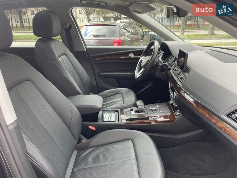 Внедорожник / Кроссовер Audi Q5 2020 в Ровно