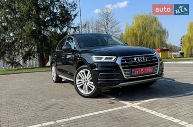 Внедорожник / Кроссовер Audi Q5 2018 в Луцке