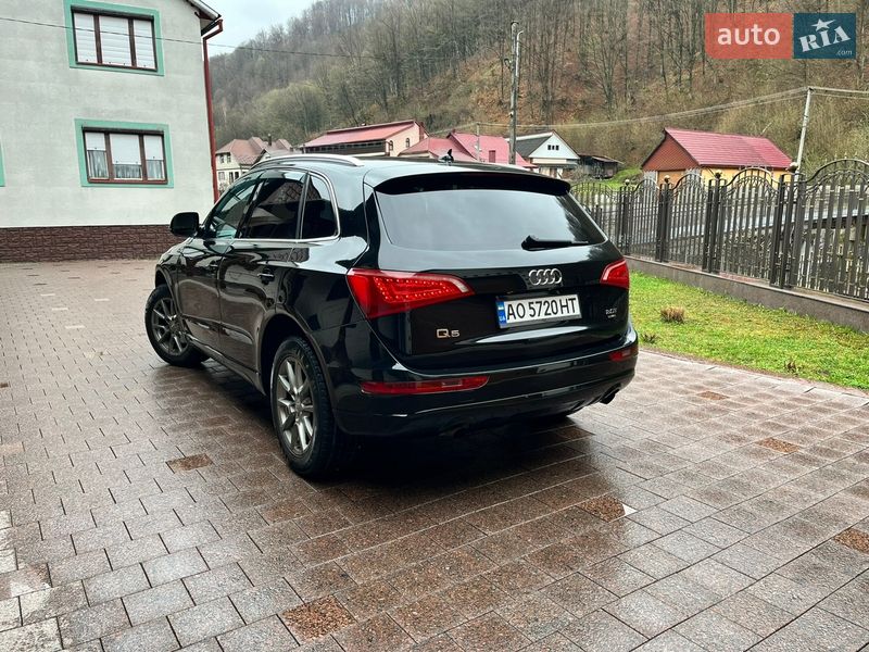 Позашляховик / Кросовер Audi Q5 2011 в Тячеві фото 2 Позашляховик / Кросовер Audi Q5 2011 в Тячеві