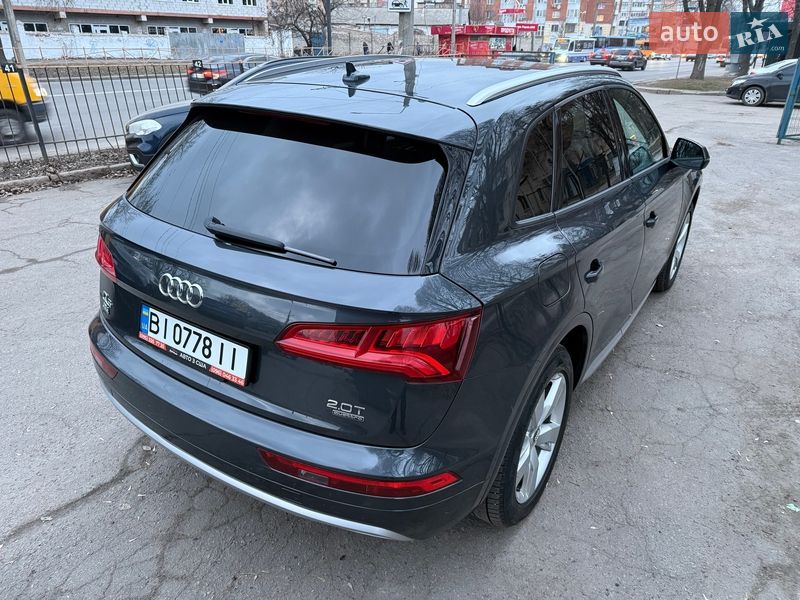 Внедорожник / Кроссовер Audi Q5 2017 в Полтаве