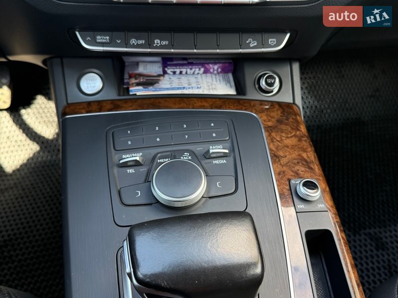 Внедорожник / Кроссовер Audi Q5 2017 в Полтаве