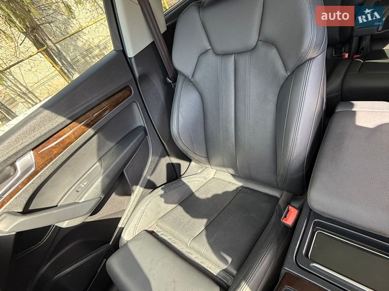 Позашляховик / Кросовер Audi Q5 2018 в Червоному Донці фото 14 Позашляховик / Кросовер Audi Q5 2018 в Червоному Донці